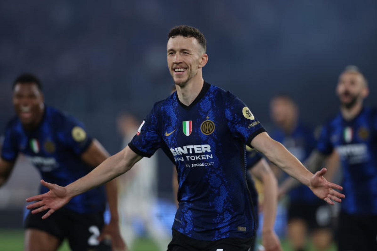 Ascolti TV ieri 11 maggio 2022: stravince la Coppa Italia, Le Iene in calo Ascolti TV ieri 11 maggio 2022: stravince la Coppa Italia, Le Iene in calo