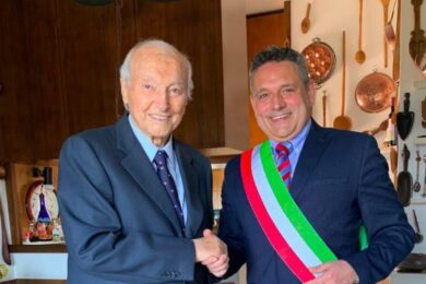 Nemi: le fontane danno fragole gratis. Musei senza biglietto il 5 giugno