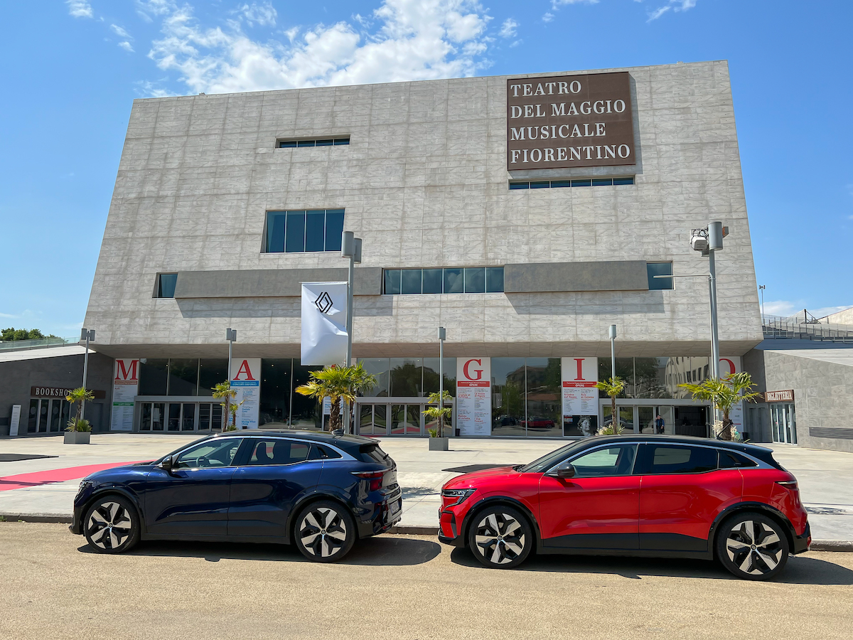 Tutto pronto per il lancio di nuova Megane E-Tech Electric in Italia Tutto pronto per il lancio di nuova Megane E-Tech Electric in Italia