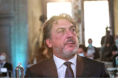 Cimbri sfila Unipol dal patto per Mediobanca
