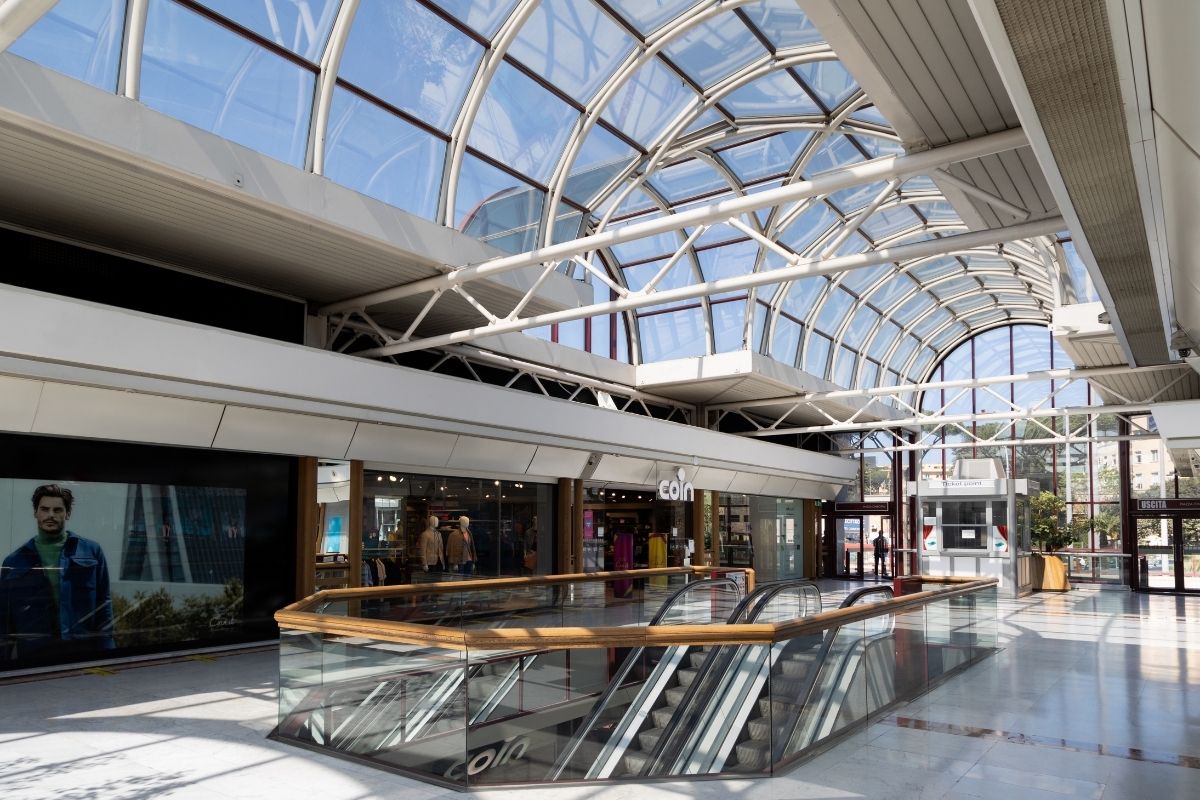 Cinecittà investe su se stessa: 10 milioni per il look del centro commerciale Cinecittà investe su se stessa: 10 milioni per il look del centro commerciale