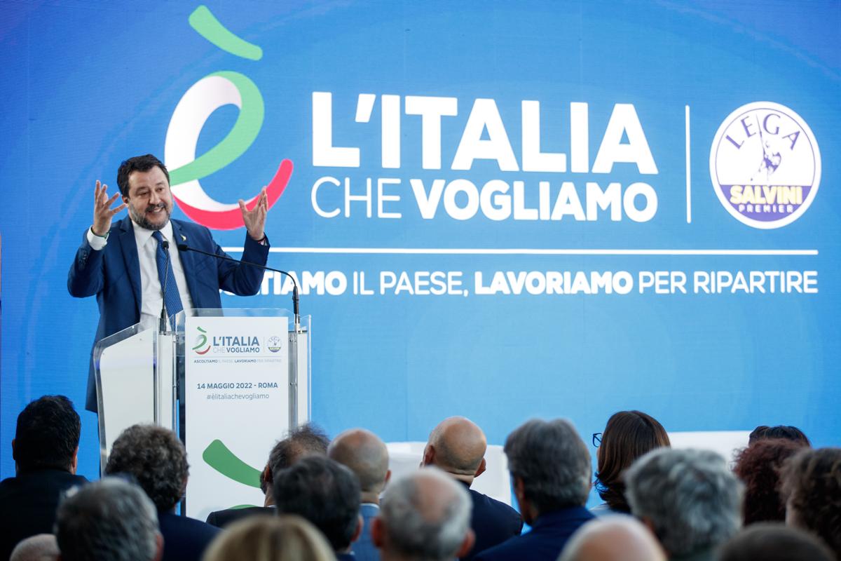 Lega convention: “Sì alla riforma del Csm. Flat tax al 15% e pace fiscale” Lega convention: “Sì alla riforma del Csm. Flat tax al 15% e pace fiscale”