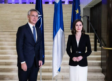Nato, è ufficiale: la Finlandia chiederà l’ingresso. “Serio rischio nucleare”