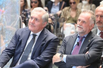 Ita, da lunedì stop alle offerte: in tre si contendono la compagnia