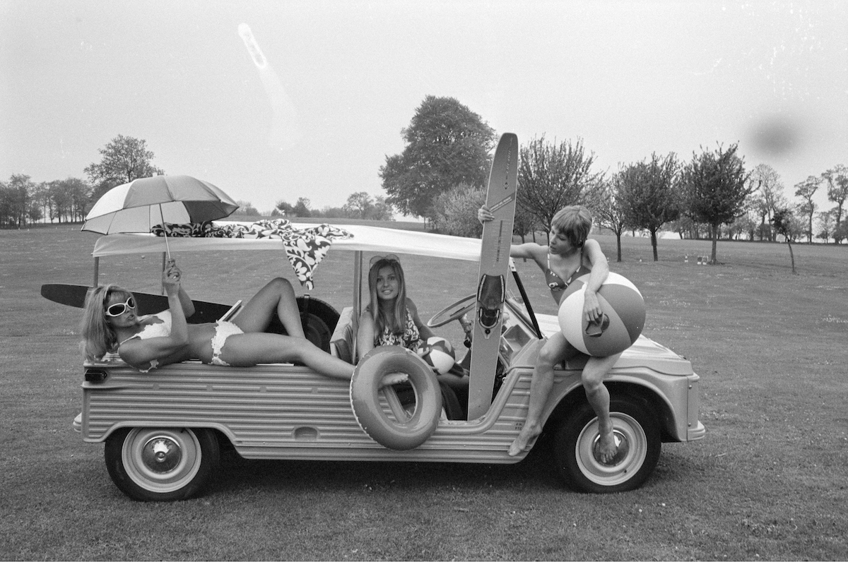 16 maggio 1968: Citroen presenta alla stampa mondiale la Mehari 16 maggio 1968: Citroen presenta alla stampa mondiale la Mehari