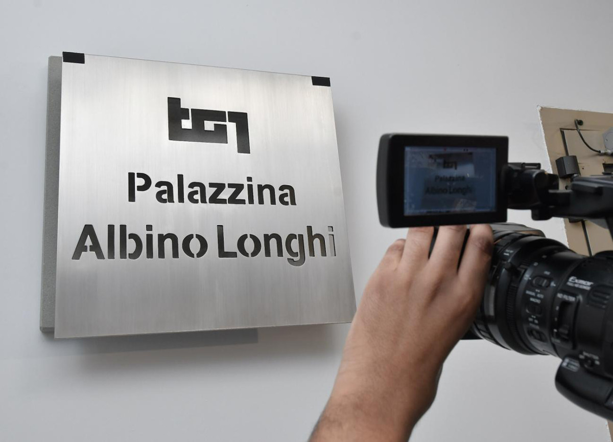 Tg1, Antimafia chiede sospensione petomane. “La ‘ndrangheta è dentro la Rai”
