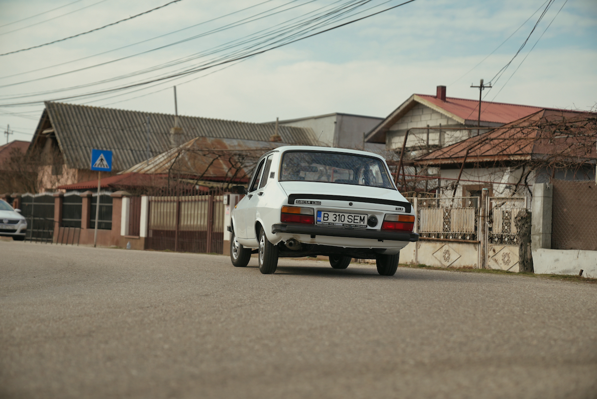 Dacia 1300: l’auto che ha Motorizzato la Romania Dacia 1300: l’auto che ha Motorizzato la Romania