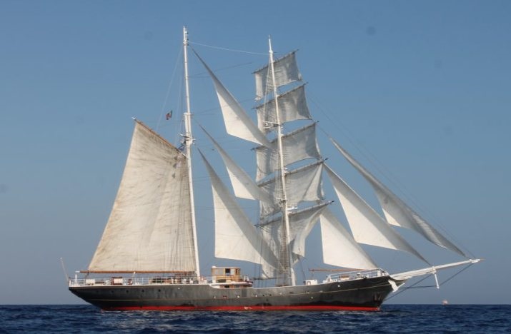 Tropico del cancro: le donne al largo per curare le ferite della malattia