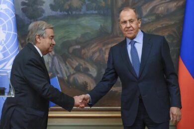L’Italia presenta all’Onu il patto per la pace: “Kiev neutrale e dentro l’Ue”