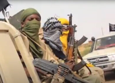 Mali, rapita una famiglia italiana con bambino: “Catturati da uomini armati”