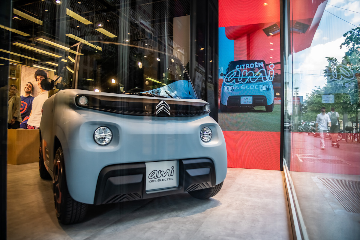 Citroën Ami 100% ëlectric: la rivoluzione della mobilità urbana è in vetrina