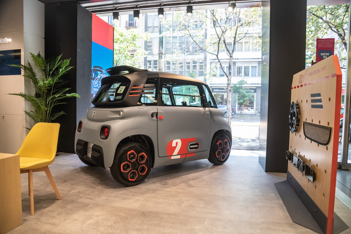 Citroën Ami 100% ëlectric: la rivoluzione della mobilità urbana è in vetrina
