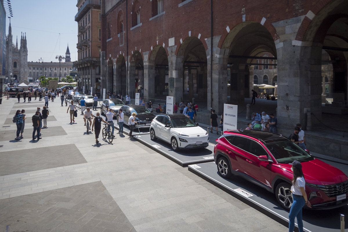 40 Bran sfilano alla seconda edizione del Milano Monza Motor Show 2022