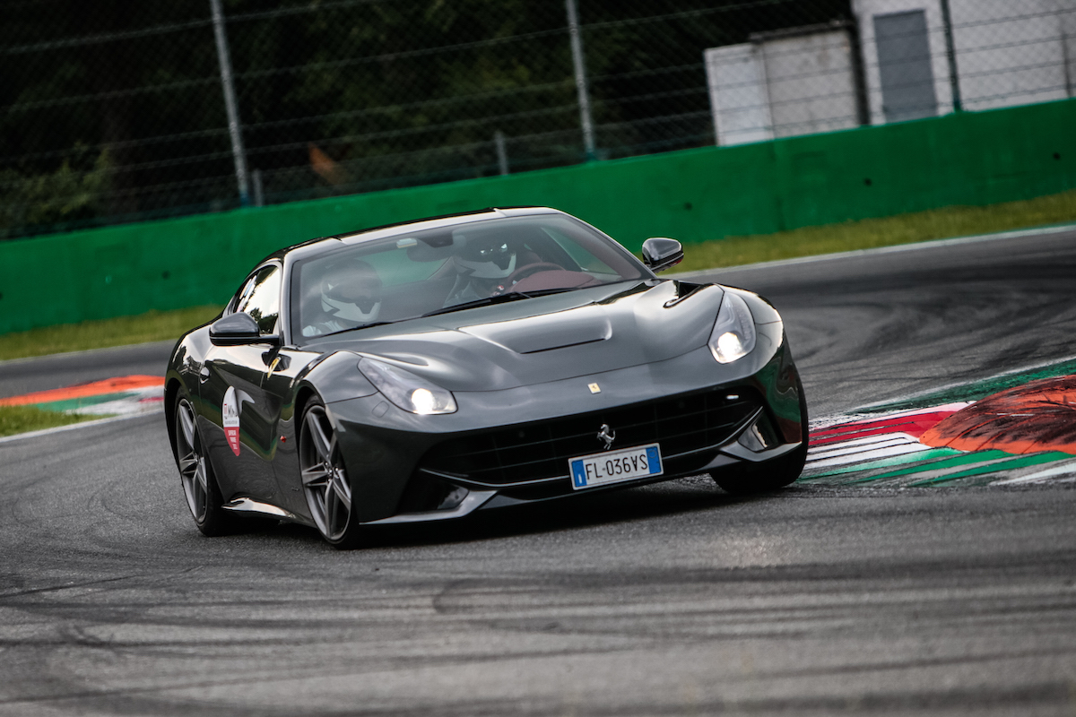 40 Bran sfilano alla seconda edizione del Milano Monza Motor Show 2022