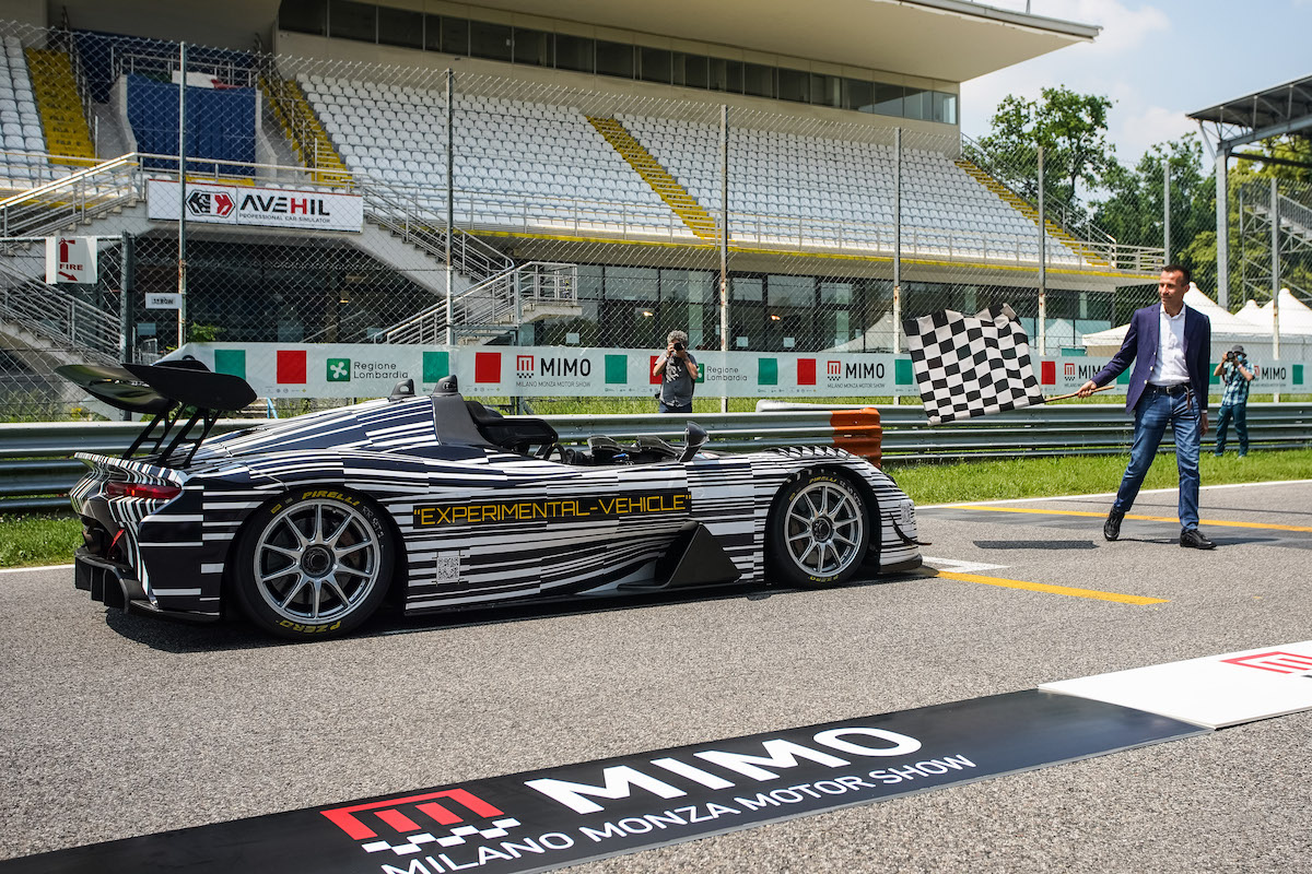 40 Bran sfilano alla seconda edizione del Milano Monza Motor Show 2022