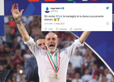 Festa scudetto Milan, Pioli scippato della medaglia: “Ridatemela, è l’unica”