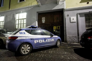Ragazzo ubriaco investe e uccide una ragazza, poi fugge