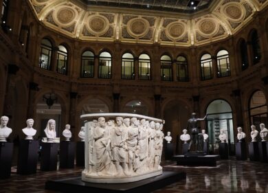 Intesa Sanpaolo, i 96 marmi Torlonia arrivano a Milano