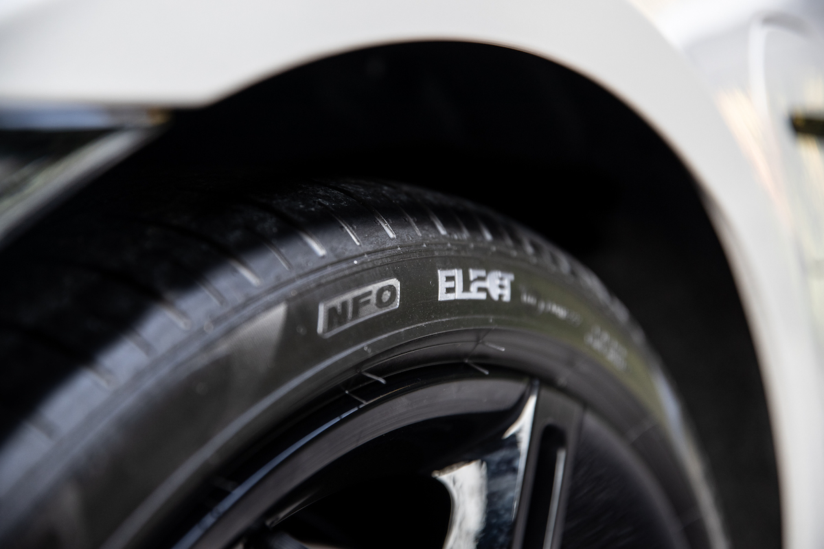 Pirelli raddoppia il primo equipaggiamento su auto elettriche e ibride plug-in Pirelli raddoppia il primo equipaggiamento su auto elettriche e ibride plug-in