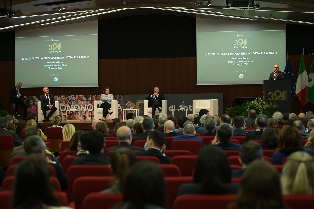 Mario Draghi a Milano per 30° anniversario della Direzione Investigativa Antimafia