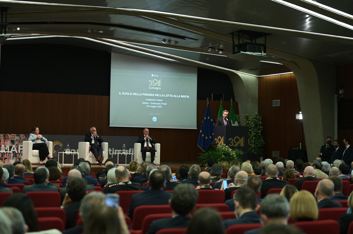 Mario Draghi a Milano per 30° anniversario della Direzione Investigativa Antimafia