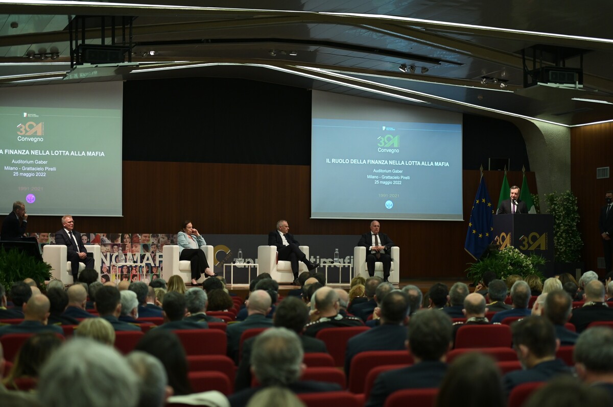 Mario Draghi a Milano per 30° anniversario della Direzione Investigativa Antimafia