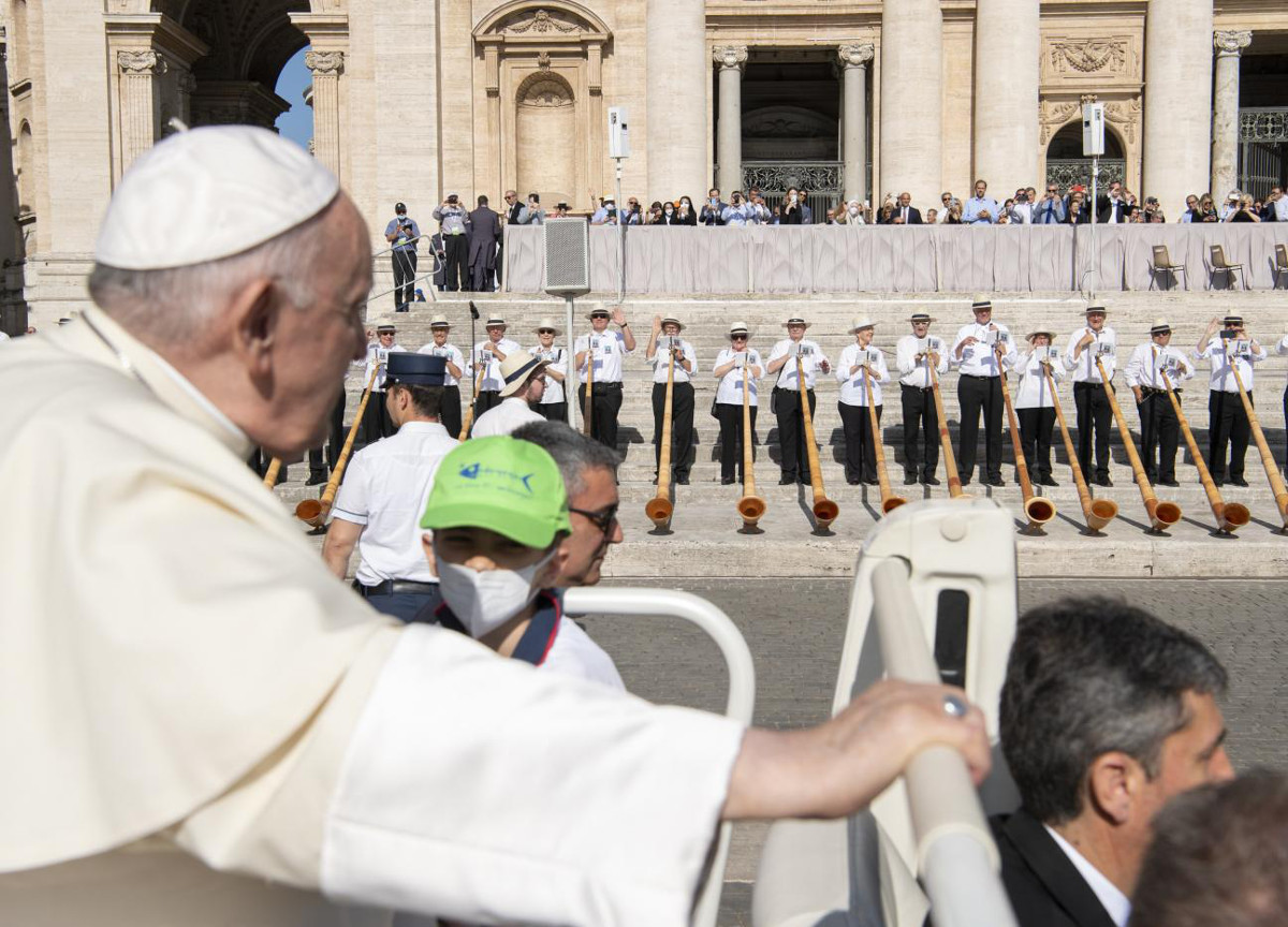 “Non escludo un viaggio del Papa a Kiev”. Parolin riapre la trattativa di pace “Non escludo un viaggio del Papa a Kiev”. Parolin riapre la trattativa di pace