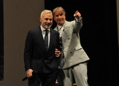 L’altra faccia di Gianluca Vacchi: dai soldi (di famiglia) ai video “Mr Enjoy”