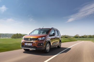 Peugeot E-Rifter, il multispazio elettrico adatto a differenti esigenze