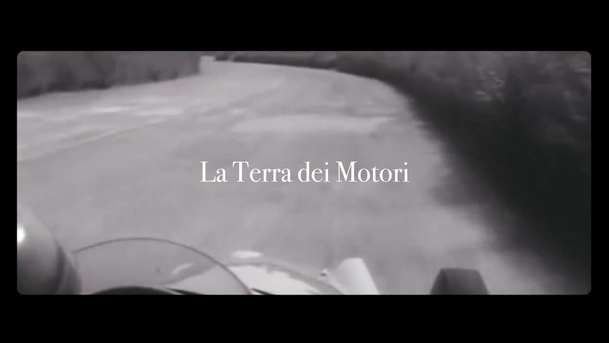 “La Terra dei Motori” il nuovo video racconto di Stefano Accorsi “La Terra dei Motori” il nuovo video racconto di Stefano Accorsi