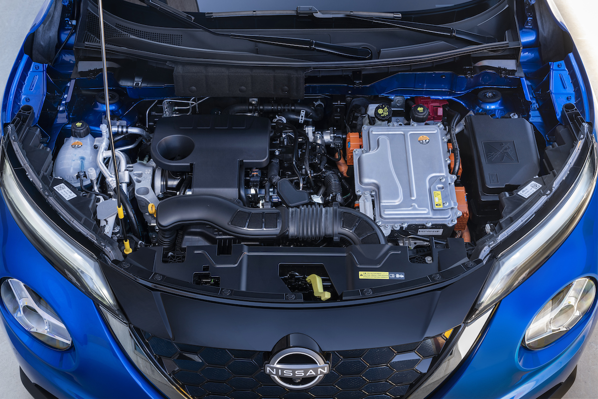 Nissan JUKE Hybrid: efficienza e basse emissioni ma anche piacere di guida Nissan JUKE Hybrid: efficienza e basse emissioni ma anche piacere di guida
