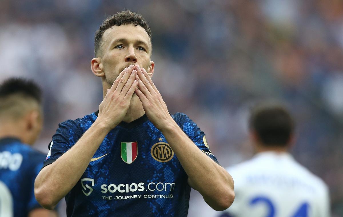 Perisic-Inter addio: visite mediche e firma, E’ FATTA: ECCO DOVE GIOCHERA’ Perisic-Inter addio: visite mediche e firma, E’ FATTA: ECCO DOVE GIOCHERA’