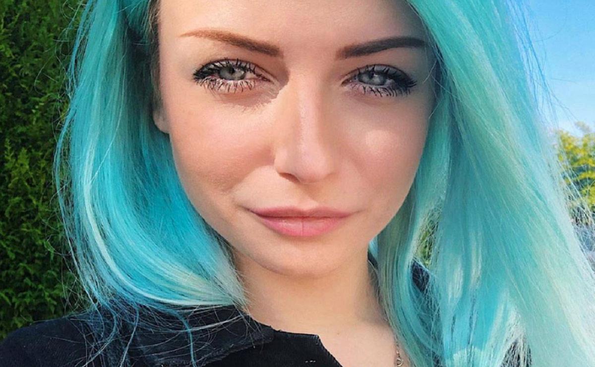 Karen Kokeshi, aggredita a Milano la fidanzata di Rovazzi Karen Kokeshi, aggredita a Milano la fidanzata di Rovazzi