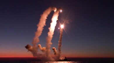 Russia, esercitazioni nucleari. Zelensky-Putin, Mosca apre all’incontro
