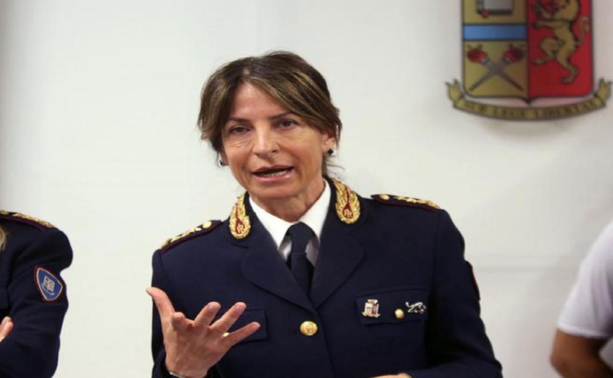 Dalle volanti ai tribunali: Maria Falcicchia, ennesima vittima della giustizia Dalle volanti ai tribunali: Maria Falcicchia, ennesima vittima della giustizia