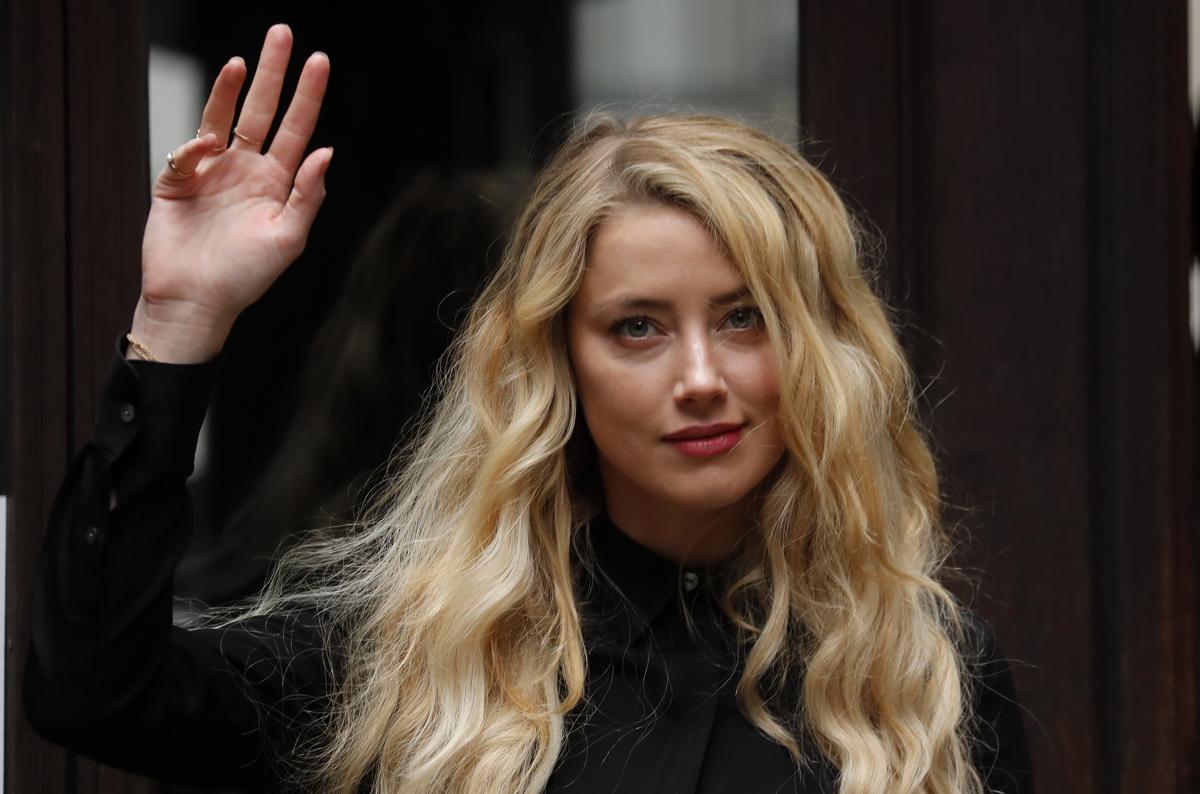 Depp–Heard, l’attrice ricorre in appello: “Johnny ha vinto perchè è potente” Depp–Heard, l’attrice ricorre in appello: “Johnny ha vinto perchè è potente”