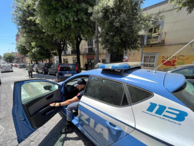 Nuovo blitz con acido nel Napoletano, si teme l’effetto emulazione