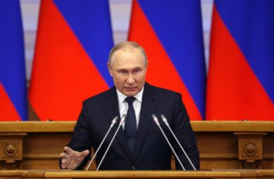 Tumore al pancreas: Vladimir Putin operato d’urgenza. “Ha tre anni di vita”