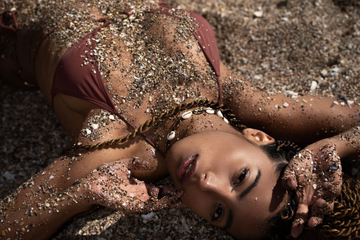 I colori del mare? Verde e arancio. Calore dall’Ecuador, Mia è la spiaggia