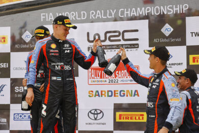 WRC, Tänak porta la Hyundai al trionfo in Sardegna