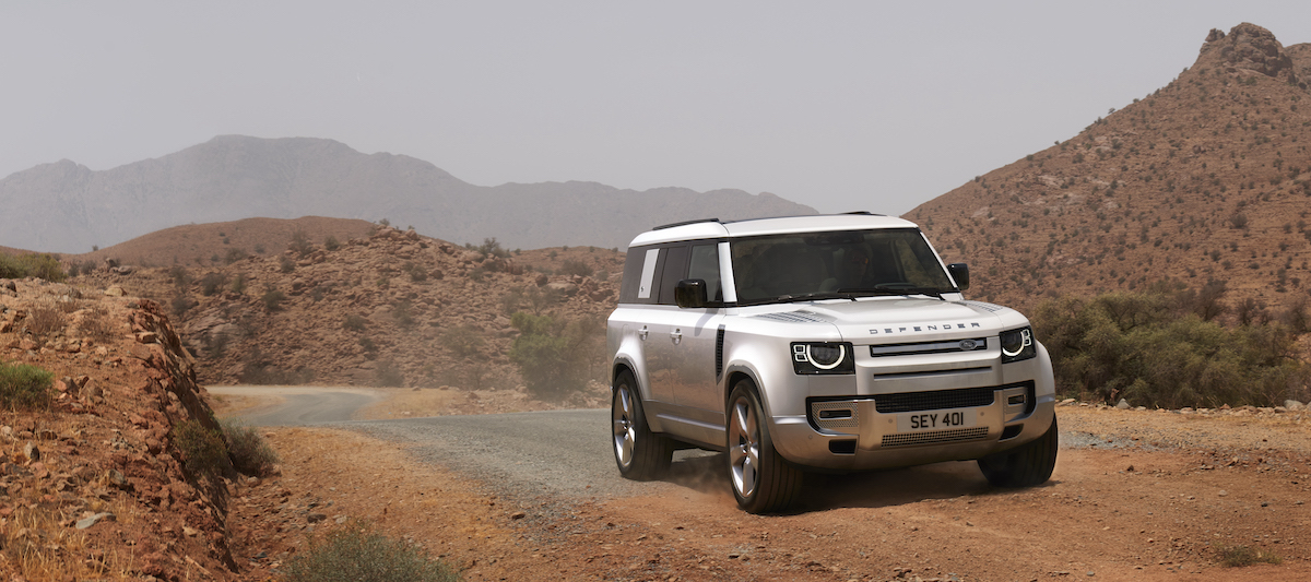 Land Rover presenta la nuova Defender 130 Land Rover presenta la nuova Defender 130