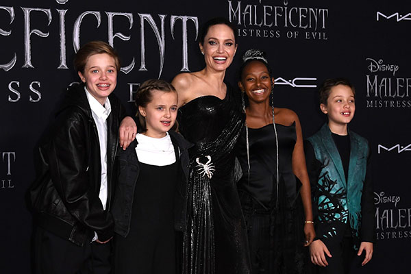 Un nuovo film per Angelina Jolie, la diva del cinema recita a Matera Un nuovo film per Angelina Jolie, la diva del cinema recita a Matera