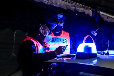 Prostituta strangolata prima dell’esecuzione: scattata la caccia al killer