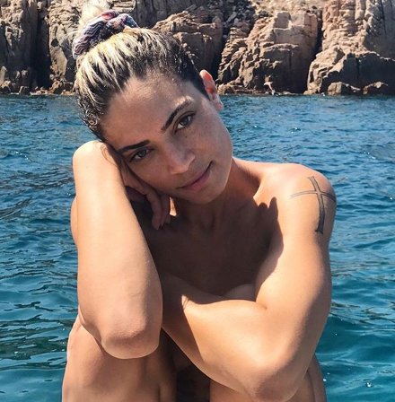 Elodie lancia il nuovo singolo “Tribale” su Instagram con una foto mozzafiato