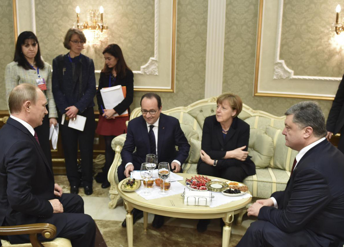 Merkel rompe il silenzio su Putin. “Mi sono chiesta dove abbiamo sbagliato”