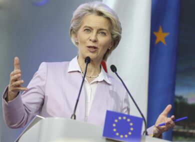 Stop alle auto a benzina e diesel dal 2035: svolta storica a Bruxelles