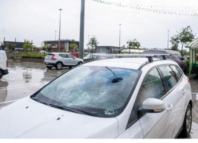 Meteo, grandine grande come mele. Dove e quando colpirà (in Italia)