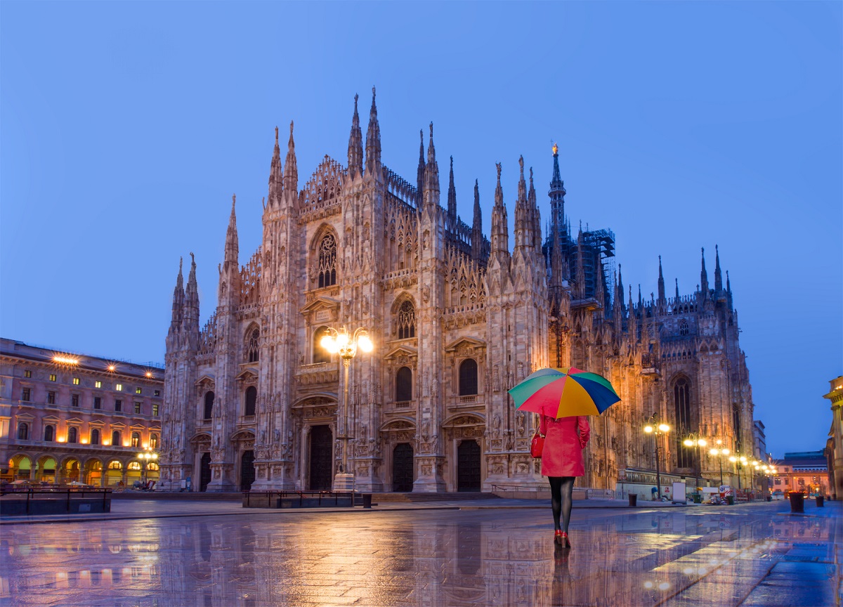 Milano, temporale in arrivo. Allerta gialla di Regione Lombardia Milano, temporale in arrivo. Allerta gialla di Regione Lombardia