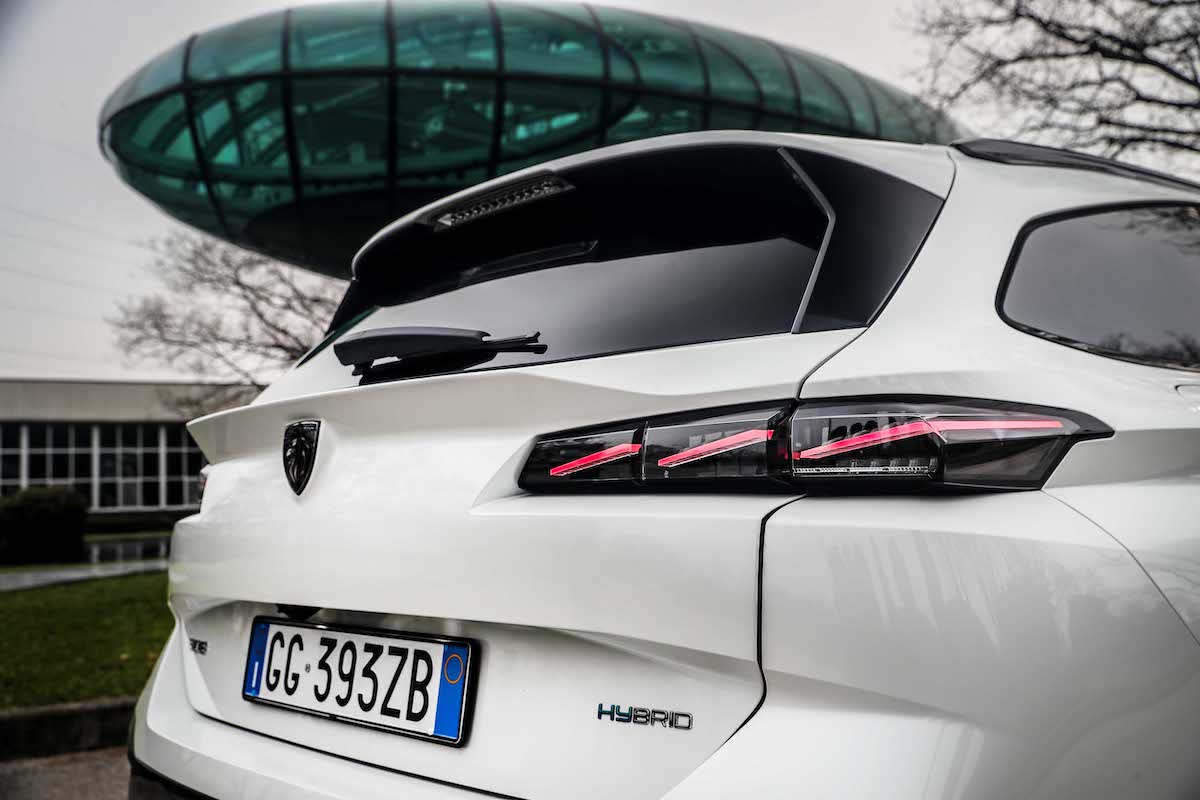 Debutta sul mercato italiano la Nuova PEUGEOT 308 SW Debutta sul mercato italiano la Nuova PEUGEOT 308 SW