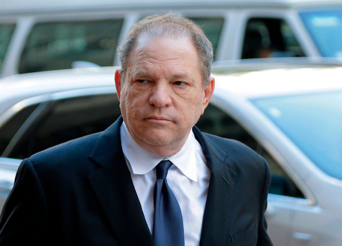 Harvey Weinstein incriminato per molestie sessuali anche in Inghilterra Harvey Weinstein incriminato per molestie sessuali anche in Inghilterra